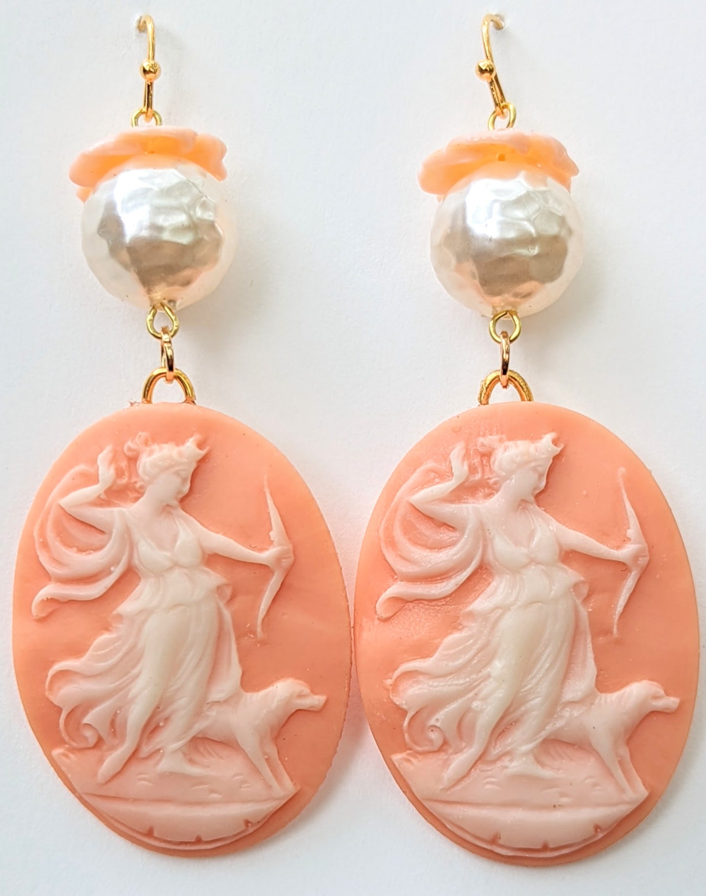 Beautiful Angel Soft Skin Cameos Vintage Pearls Earrings Vintage Pearl Sugar Gay Isber USA MADE