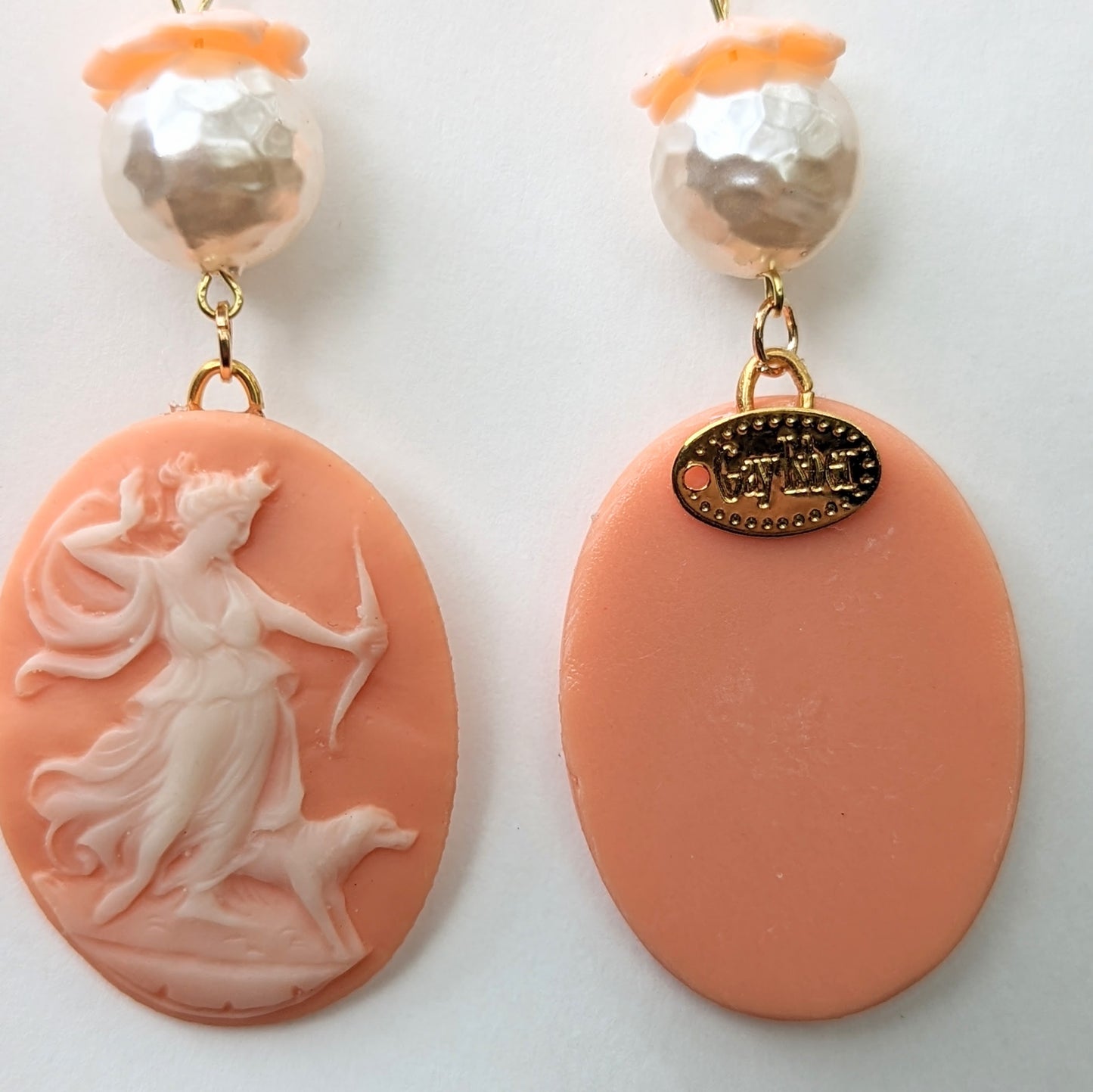 Beautiful Angel Soft Skin Cameos Vintage Pearls Earrings Vintage Pearl Sugar Gay Isber USA MADE