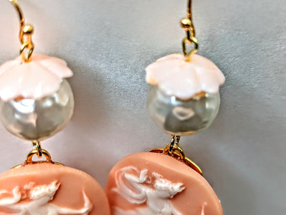 Beautiful Angel Soft Skin Cameos Vintage Pearls Earrings Vintage Pearl Sugar Gay Isber USA MADE