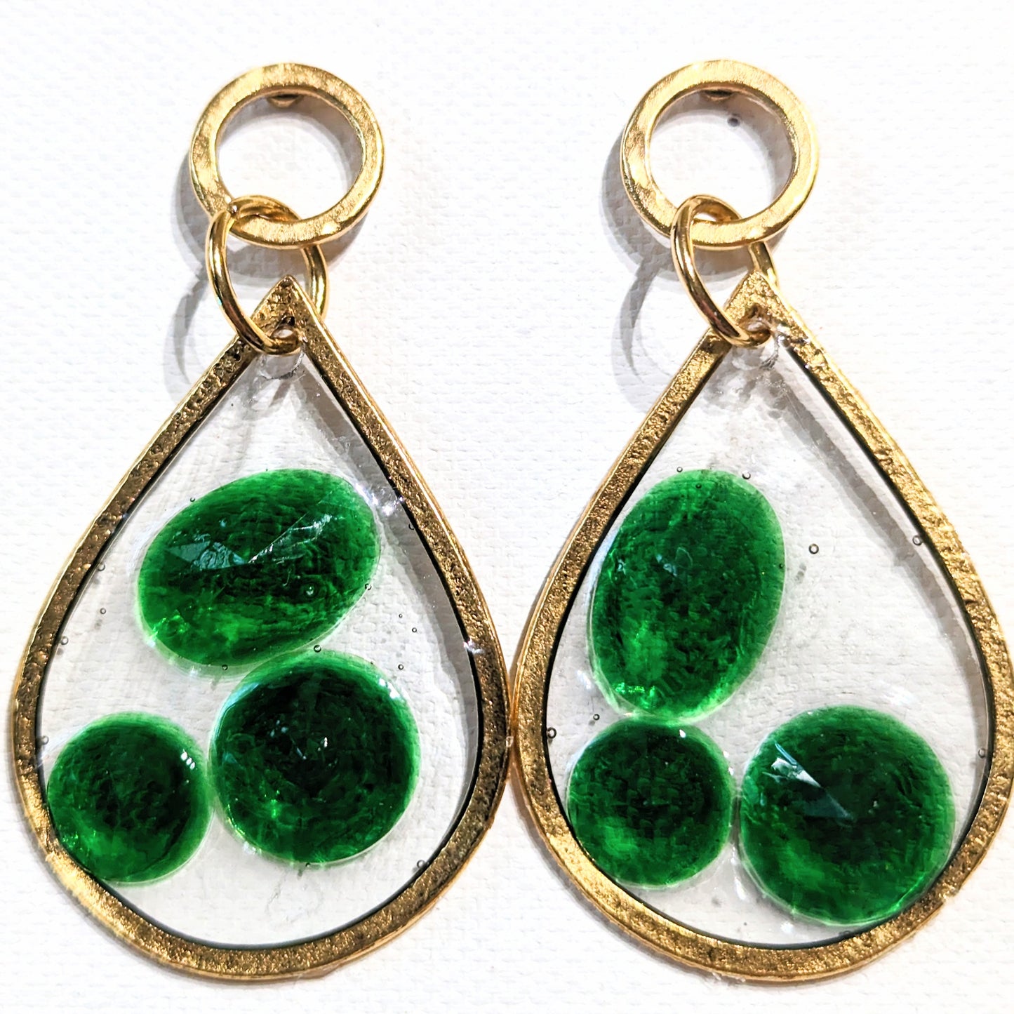 Stained Glass Inspired Emerald Green Circle Post Earrings Gold Plated USA Made Gay Isber 3 inches