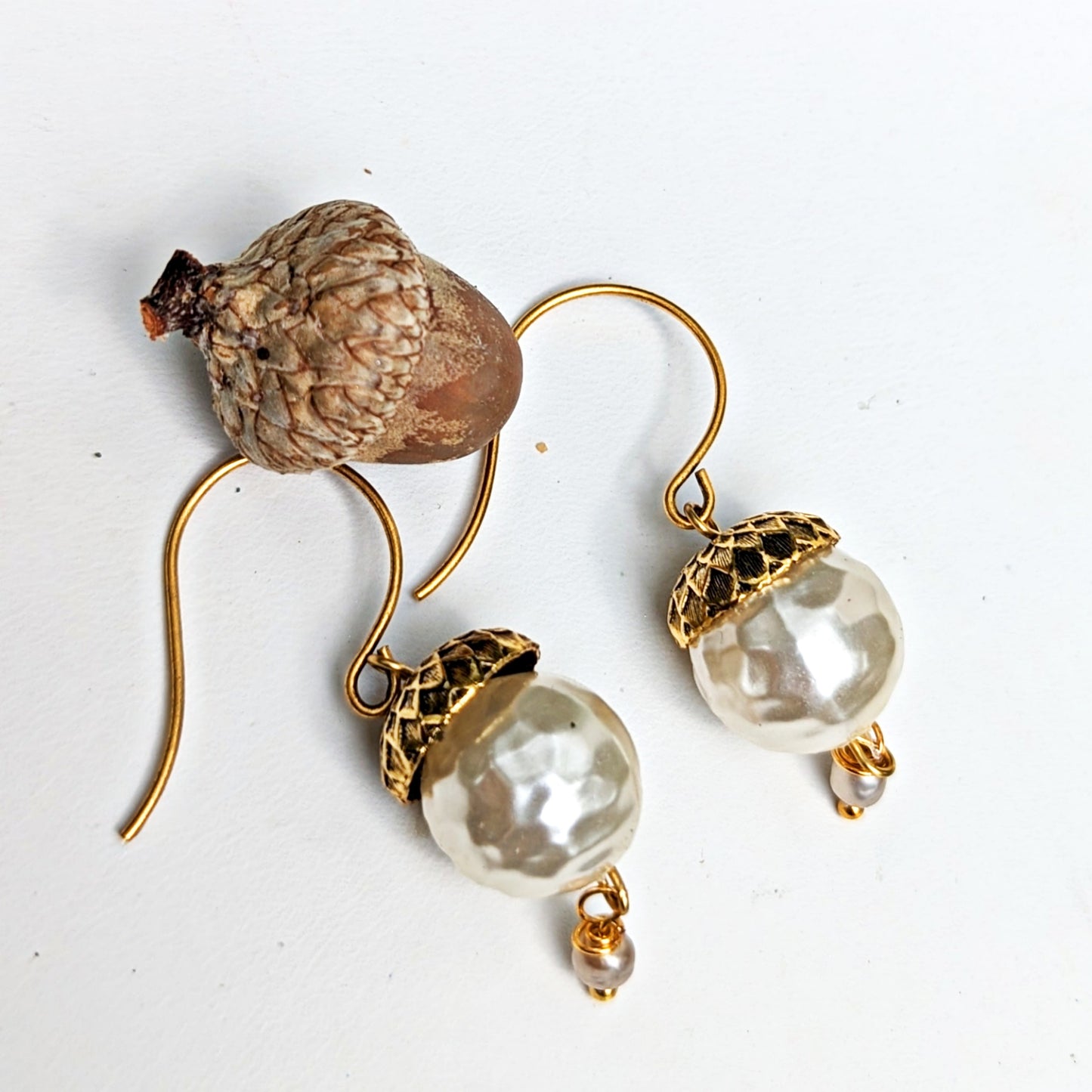 Gold Plated US made Acorn Caps on Vintage Pearls Earrings USA Made Hooks Sugar Gay Isber 1.75 inches