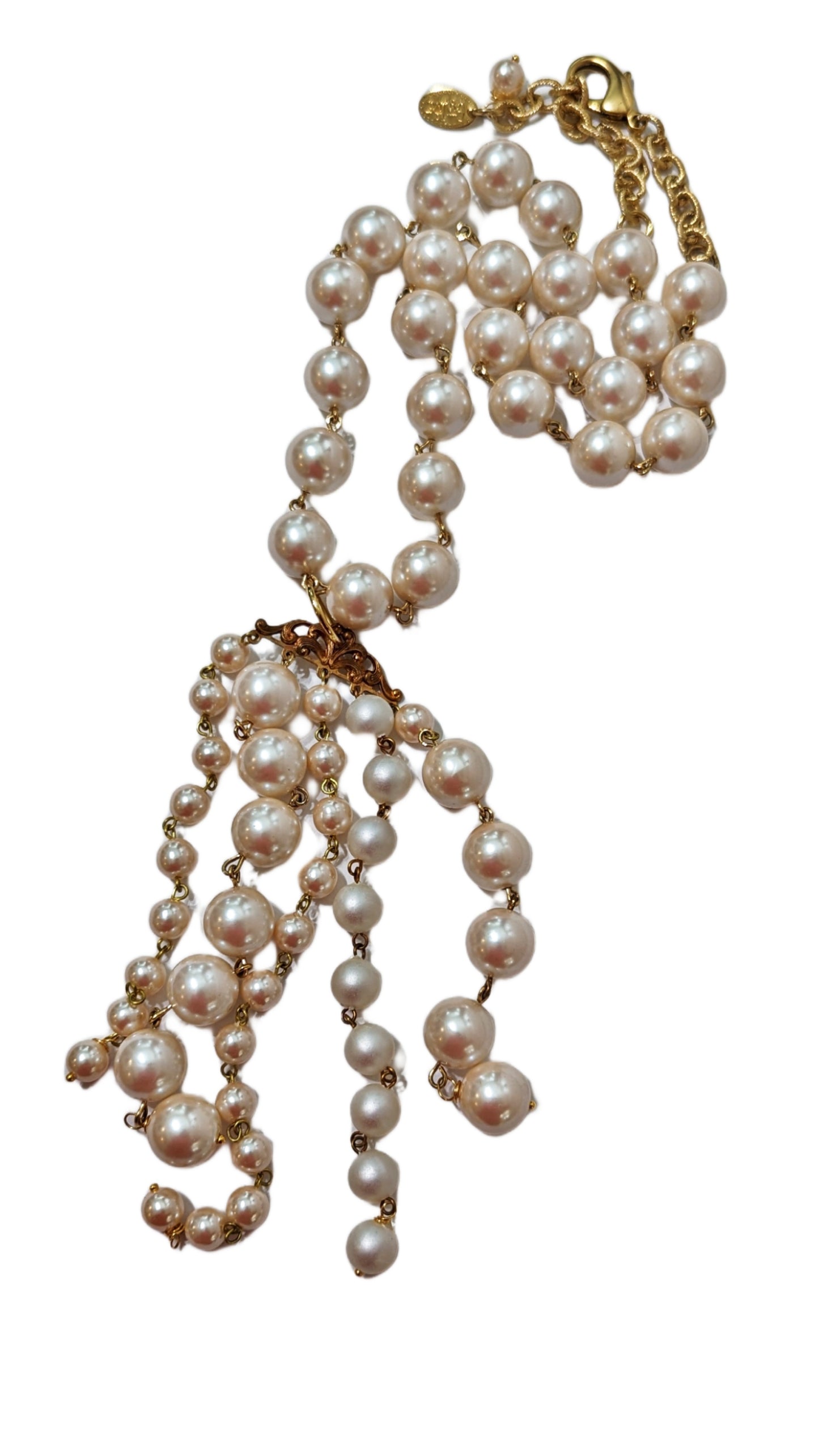 Vintage Japanese Pearls Necklace in shades of White Ceam Hand linked Gay Isber-Gay Isber Designs