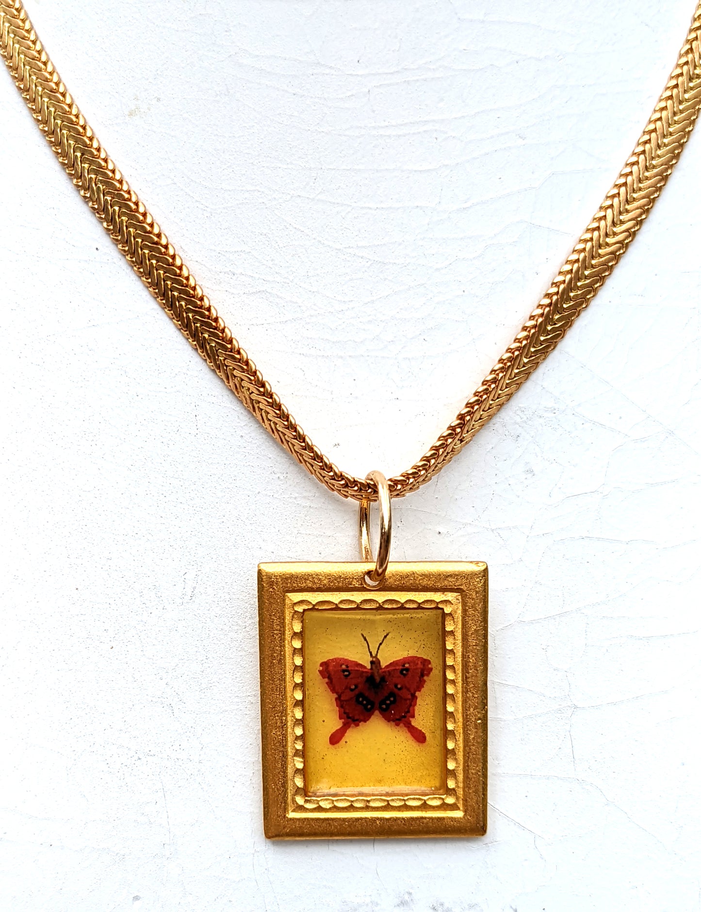 Gold plated Frame Flower or Butterfly Resin Necklace Gay Isber Sister Collection New Old Stock So CUTE-Gay Isber Designs