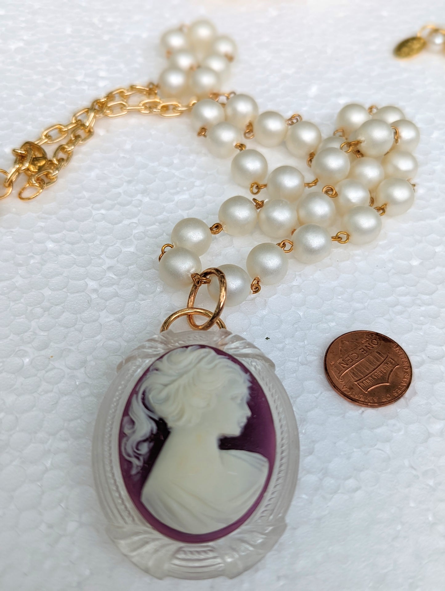 Purple Ponytail Cameo Necklace Handlinke Pearls Limited Vintage Gay Isber Sister Collection gift bag-Gay Isber Designs