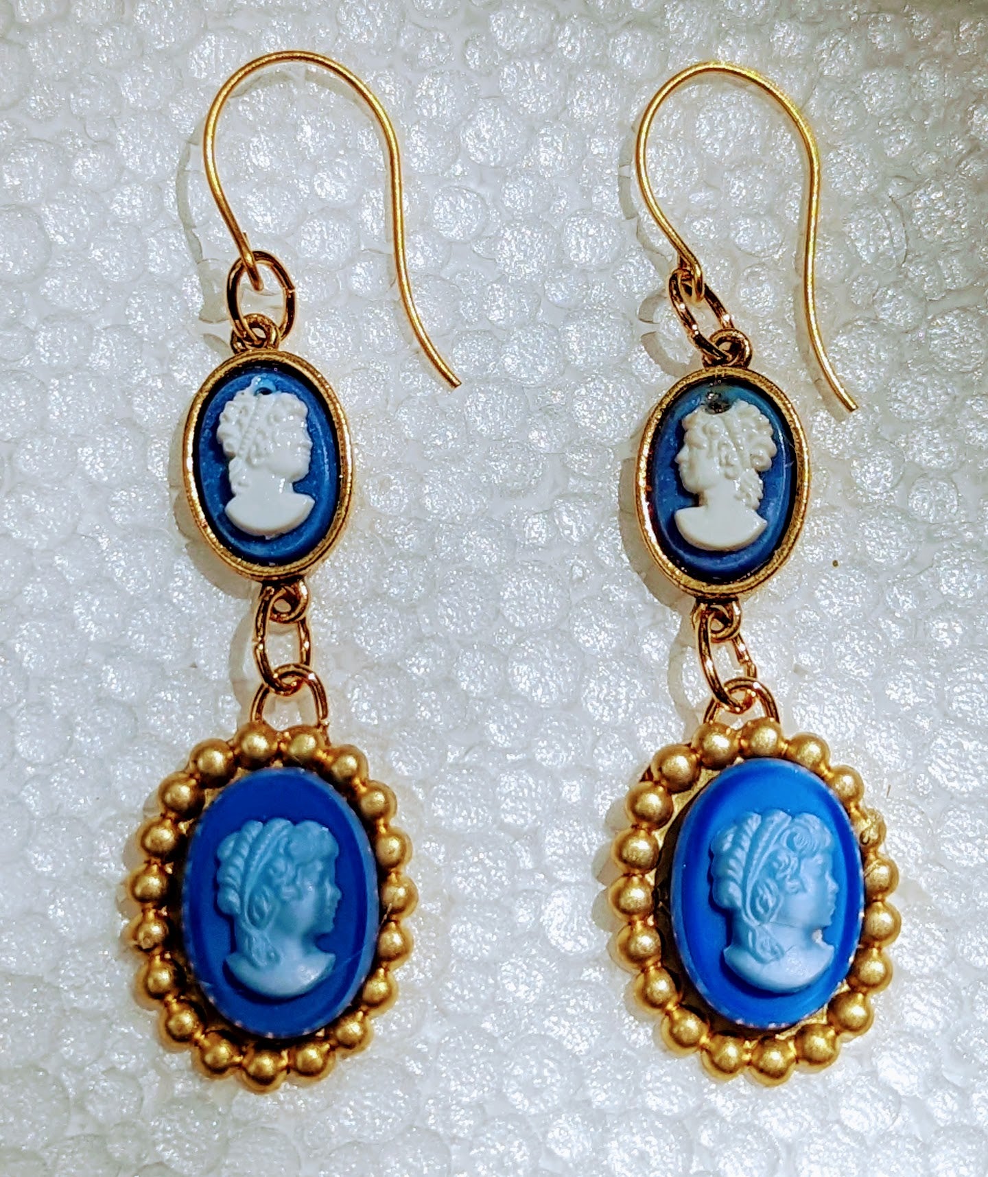 Blue Small Cameos Inset Earrings Sisters Collection Vintage Gay Isber gift bag new old stock-Gay Isber Designs