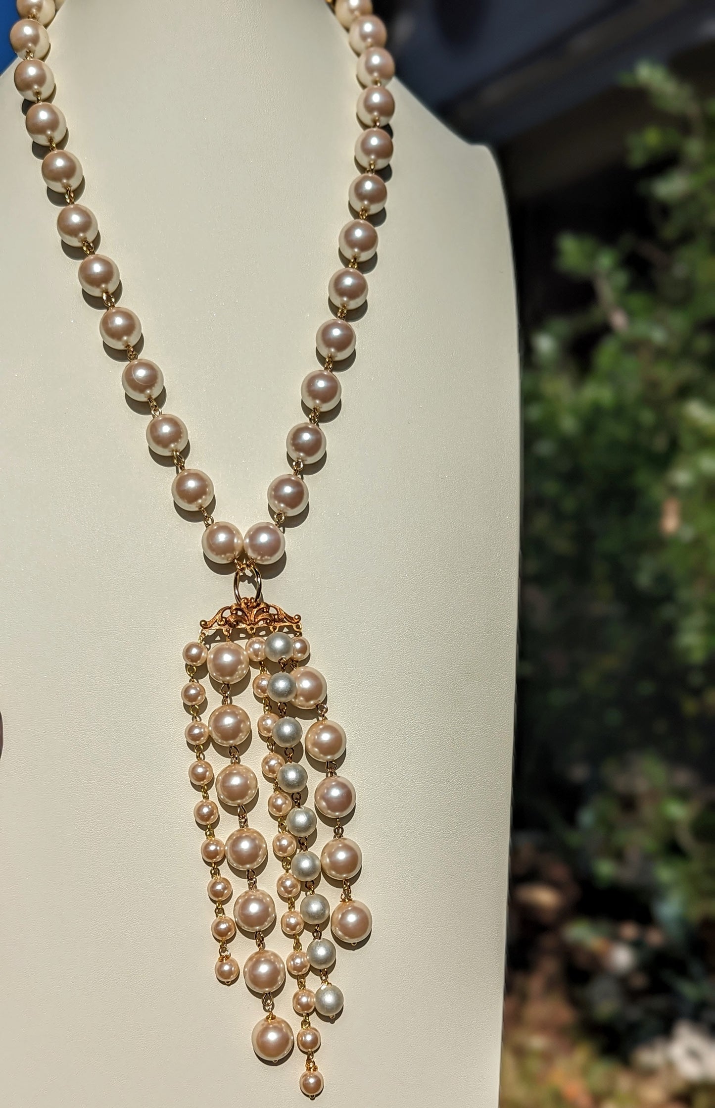 Vintage Japanese Pearls Necklace in shades of White Ceam Hand linked Gay Isber-Gay Isber Designs